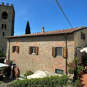  Holiday home La Magione Dei Todaro Italy