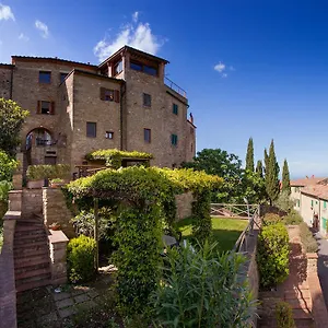 Apartment Borgo Alle Mura Italy